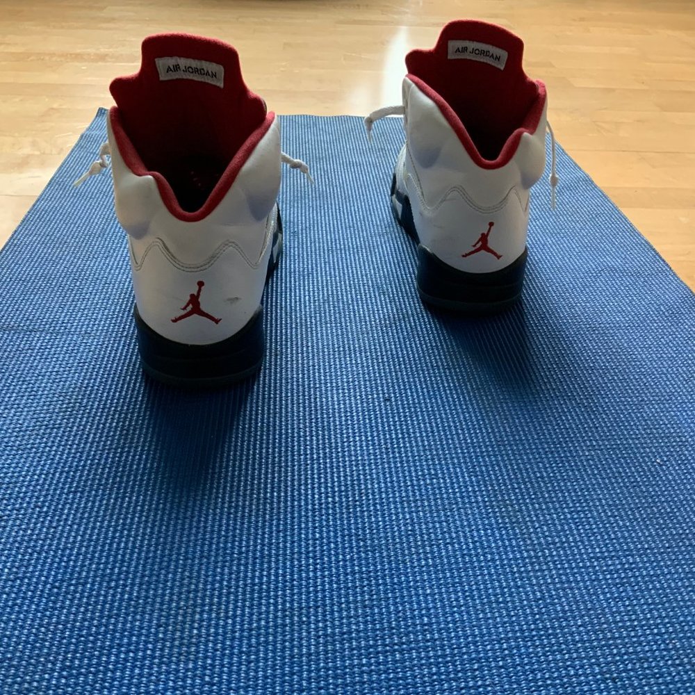 JORDANS - Picture 4 of 4
